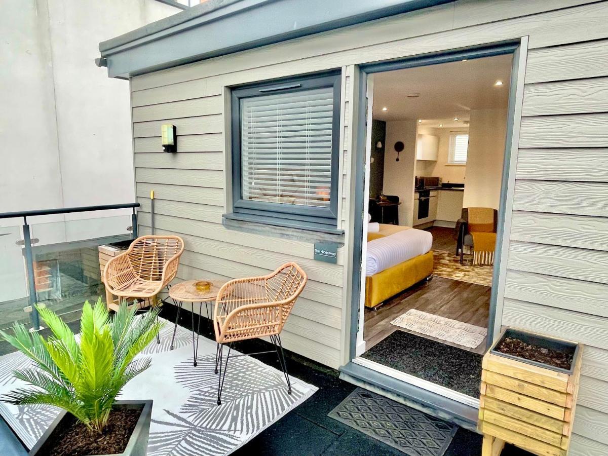 A Cozy Hideaway With Balcony - Close To Beach Bournemouth Eksteriør bilde
